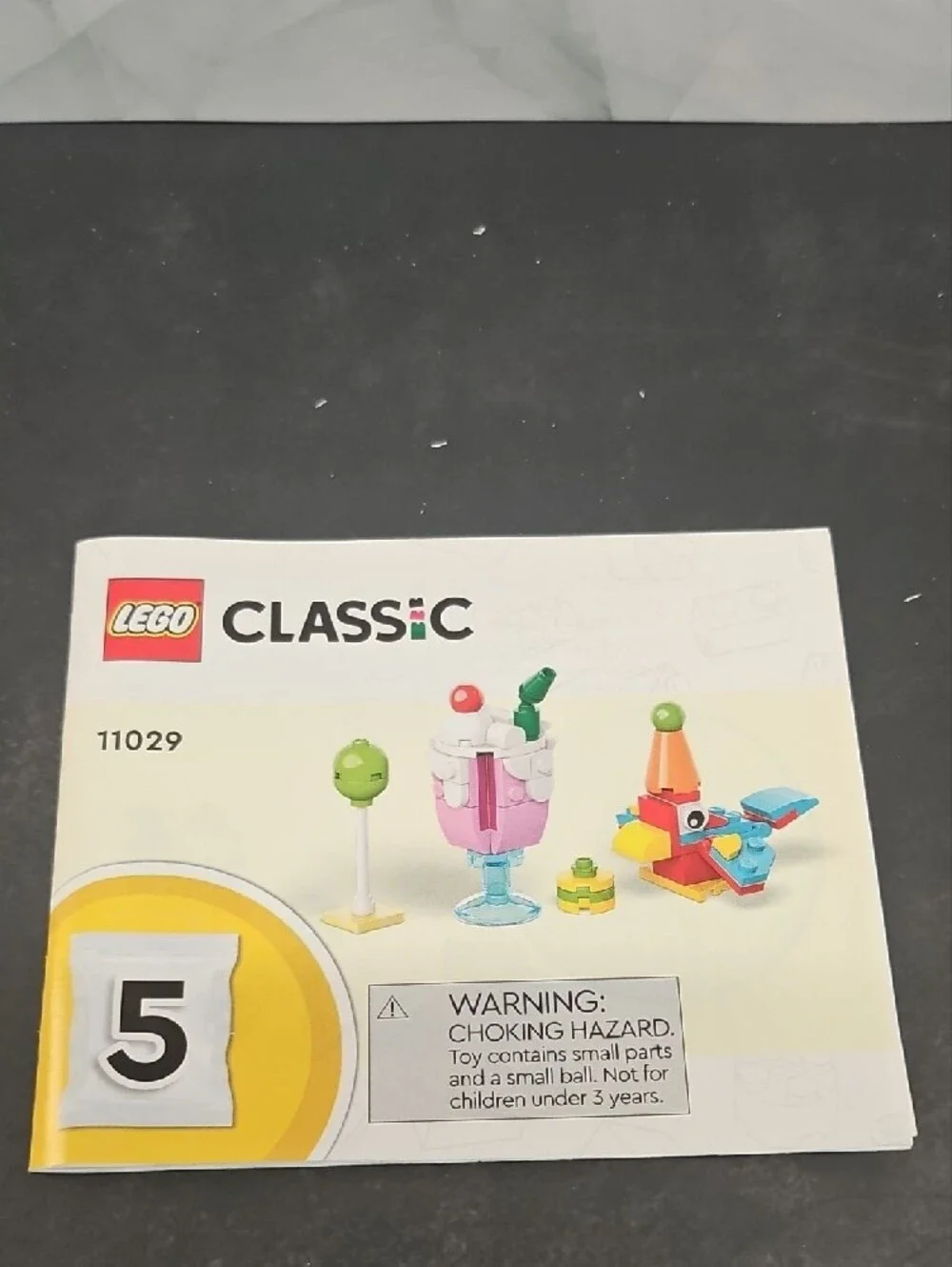 Lego Classic Mix Grab Bag! - Bright Blue, Pink, Green, Yellow, Brown Pieces